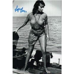 Sophia Loren Signed 10x15 Photo