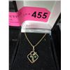Image 1 : 10 KT Gold Emerald Pendant on Chain