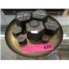 Image 1 : 7 Vintage Cast Iron Scale Weights