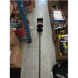 New Metal Bird Feeder with Double Squirrel Baffle