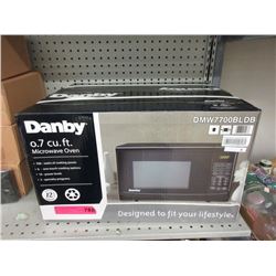 New Danby 0.7 Cubic Foot Microwave - 700 Watt
