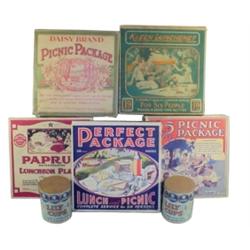 NOS paper plates & Lily paper cups, V...