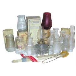 NOS kerosene lamp chimneys (19), seve...