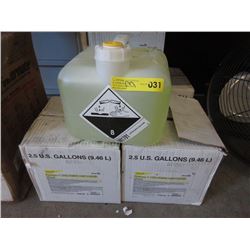 Three 2.5 US Gallon Jugs of Chlorine Destainer