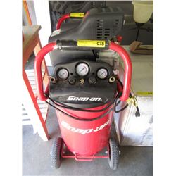 Snap-On 125 psi Air Compressor