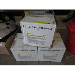 Three 2.5 US Gallon Jugs of Chlorine Destainer