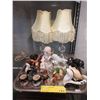 Image 1 : 2 Vintage Vanity Lamps & Assorted Collectibles
