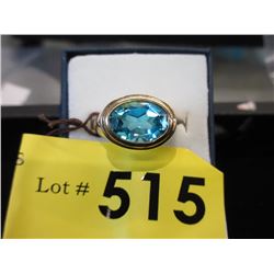 10 KT Gold Blue Topaz Ring