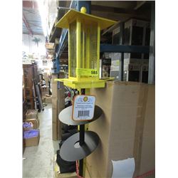 New 6 Foot Metal Bird Feeder with Squirrel Baffle