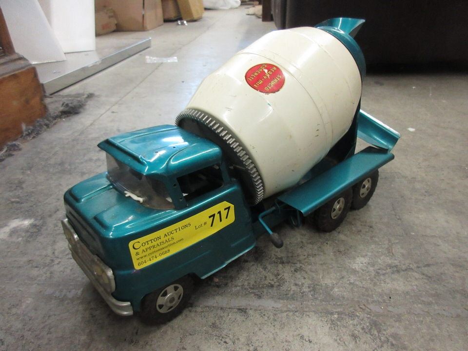 structo cement truck
