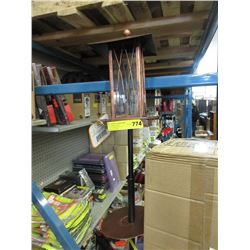 New 6 Foot Metal Bird Feeder with Squirrel Baffle