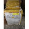Image 1 : 3 New Double Size Polyester Sheet Sets - Yellow