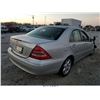 Image 4 : 2004 - MERCEDES BENZ C-CLASS