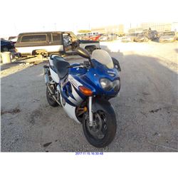 2004 - SUZUKI GSX 600F