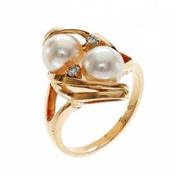 6.5-7.0mm Japanese Akoya Pearl Ring with Diamonds