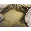 Image 5 : Nancy Gonzalez Cream Crocodile Tote Bag