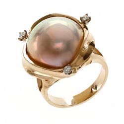 16.0-16.5mm Mabe Pearl Ring with Diamonds