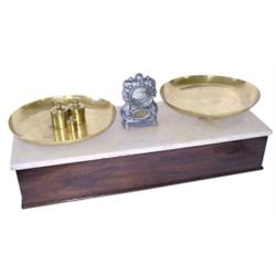 Drugstore balance scale, French-Balan...