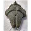 Image 5 : Chantal Stone Figure