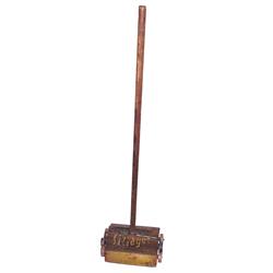 Toy Bissell's carpet sweeper-The Midg...