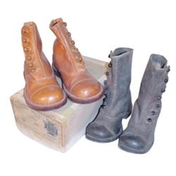 Children's shoes, 2 pr. high buttoned...