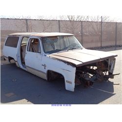 1982 - CHEVROLET SUBURBAN//DISMANTLE TITLE ONLY