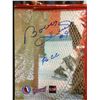 Image 2 : BOBBY HULL AUTOGRAPHED 16" X 20" TEAM CANADA PHOTO