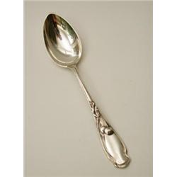 FRANZ BAHNER, AG., Düsseldorf - 6 Kaffeelöffel, - Silber. Auf den Schäften reliefiertes Kirschd...