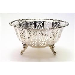 PETER BRUCKMANN & SÖHNE, Heilbronn - Karl Wahl - Schale, - Silber. Tiefe gemuldete, mehrfach f...