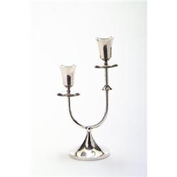 WEBER & CO. Pforzheim - Leuchter, - Silber. Hammerschlagdekor. Über rundem, spitz zulaufendem F...