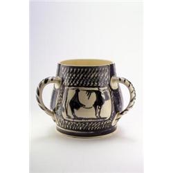 EWALD MATARÉ - Dreihenkelvase, - Keramik. Heller Scherben. Bauchige Form mit schwach eingezogen...