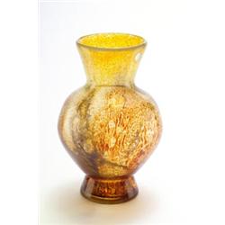 WÜRTTEMBERGISCHE METALLWARENFABRIK, Geislingen - Vase Ikora, - farbloses Glas. Im unteren Berei...