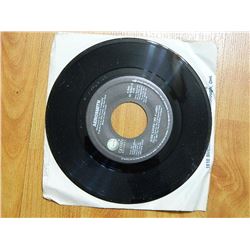 VINYL RECORD - 45 - AEROSMITH - DUDE (LOOKS LIKE A LADY) - 92-82407 - condition fair