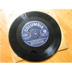 VINYL RECORD - 45 - AMEN CHORUS FROM "MESSIAH" (HINDEL)/ HALLELUJAH CHORUS FROM "MESSIAH" (HINDEL) -