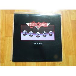 VINYL RECORD - AEROSMITH - ROCKS - AL 34165 - - condition - NEAR MINT