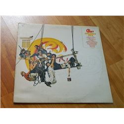 VINYL RECORD - CHICAGO - GREATEST HITS - PC 33900 - COLUMBIA RECORDS - condition - fair