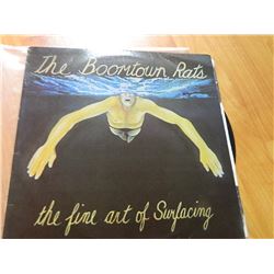 VINYL RECORD - THE BOOMTOWN RATS - THE FINE ART OF SURFACING - SRM-1-3810 - ENSIGN = UK = 1979 - con