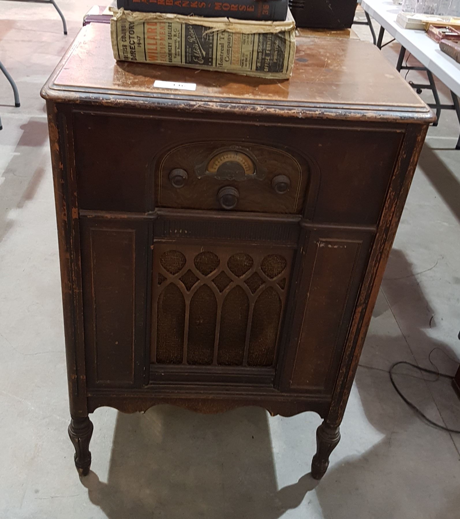 Vintage Atwater Kent Floor Model Radio