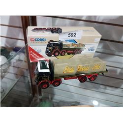 CORGI DIE CAST TRUCK W/BOX