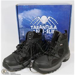 PAIR OF WINDRIVER TARANTULA ANTI SLIP BOOTS SZ 11