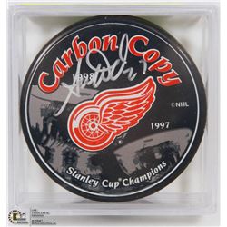 DETROIT REDWINGS ADAM WARD SIGNED PUCK WITH COA