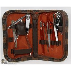 10 PIECE MANICURE SET NEW IN CARRY CASE