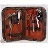 Image 1 : 10 PIECE MANICURE SET NEW IN CARRY CASE