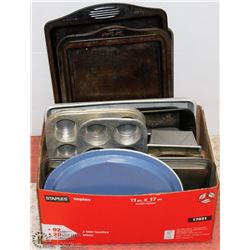 LARGE BOX OF ASSORTED BAKING SHEETS, BREAD PANS,