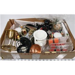 LARGE FLAT WITH SCENTED WAXMELTS, WARMERS AND MORE