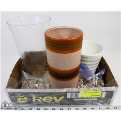 FLAT OF VASES AND DECORATIVE ROCKS