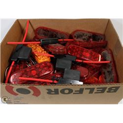 BOX OF LED TRAILER LIGHTS INCL REFLECTORS AND FUSE