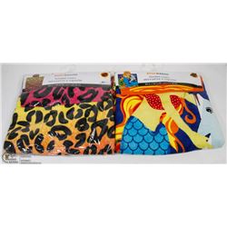 LOT OF 2 HOODED TOWELS