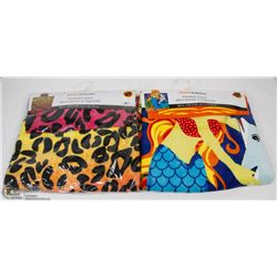 LOT OF 2 HOODED TOWELS