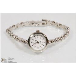 NEW PEARL FACE CRYSTAL STUDDED WATCH WITH NEW